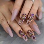 Long-lasting matte press-on nails